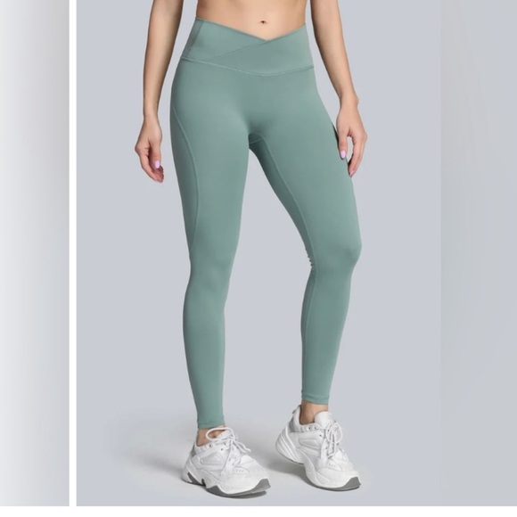 PINK Victoria's Secret Pants - Victoria’s Secret PINK sage cross front leggings